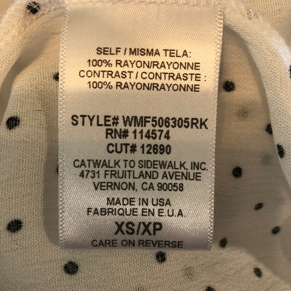 Ro & De | Polkadot Off Shoulder Ruffle - Picture 7 of 8